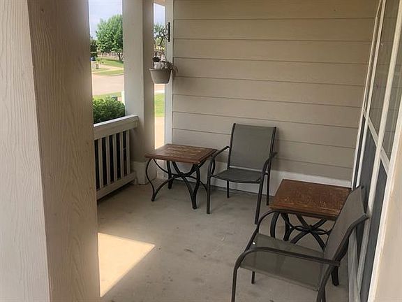 3rd image of 9932 Wild Ginger Dr
