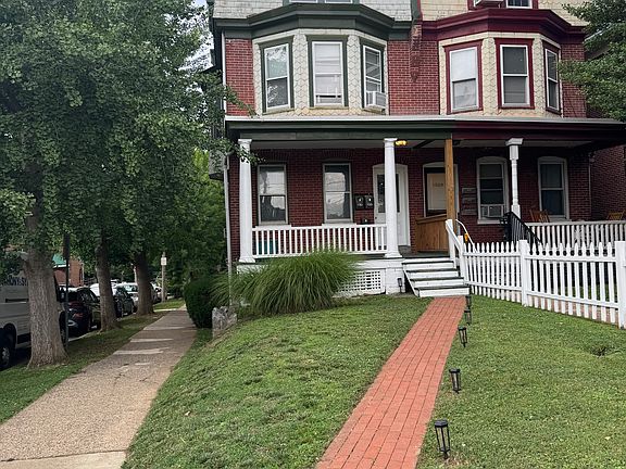 3rd image of 1531 Delaware Ave #1