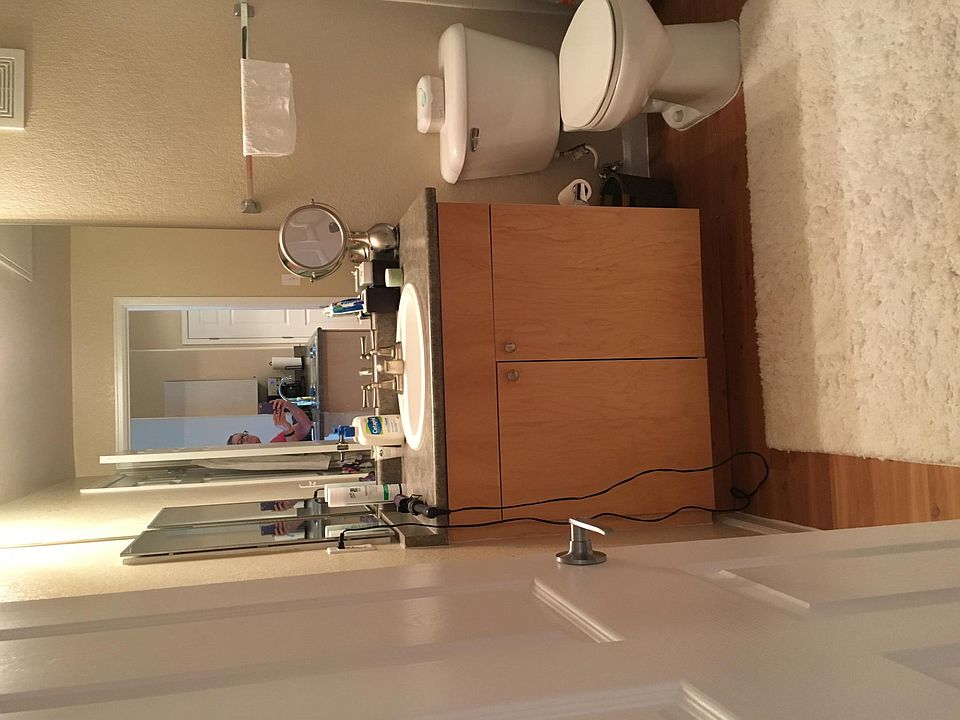 2nd image of 546 Dale Ct APT 2914