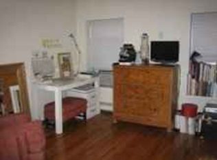 166 Hoyt St #1R, Brooklyn, NY 11217