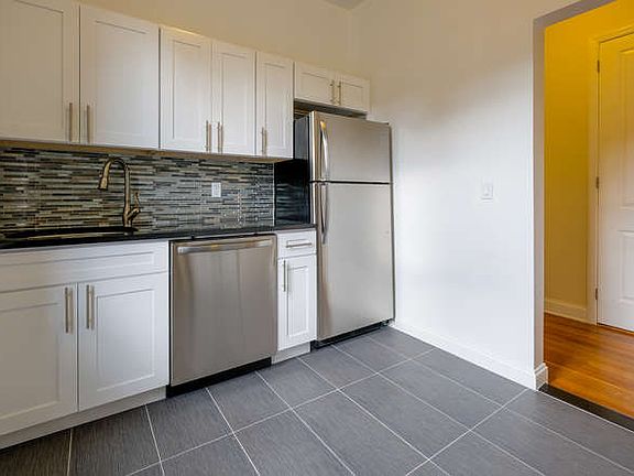 2nd image of 11525 Metropolitan Ave APT 222