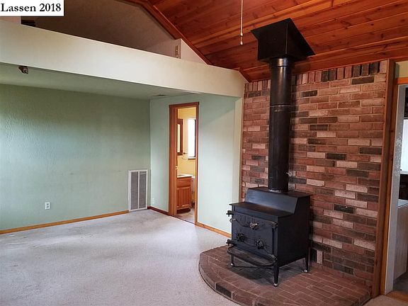 3rd image of 615 South St