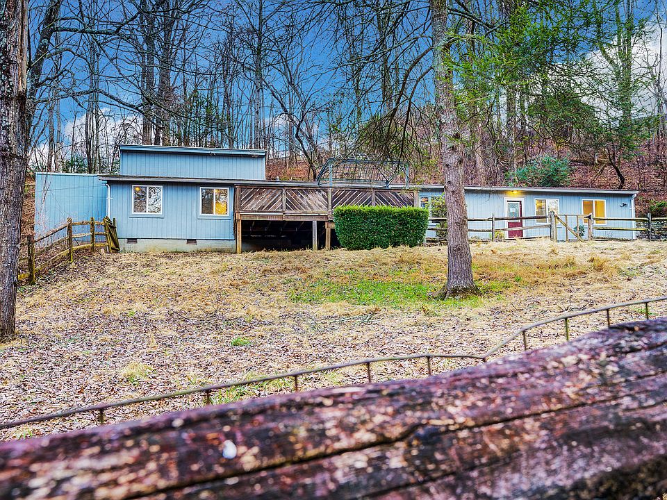 1st image of 5268 Penny Ln