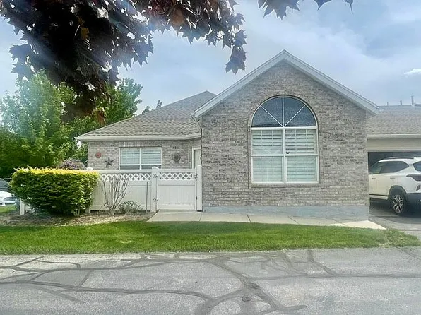 9356 S Abbey View Rd #16-A, West Jordan, UT 84088