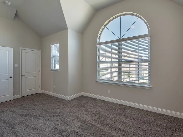 6298 Blythe Dr — Photo 15