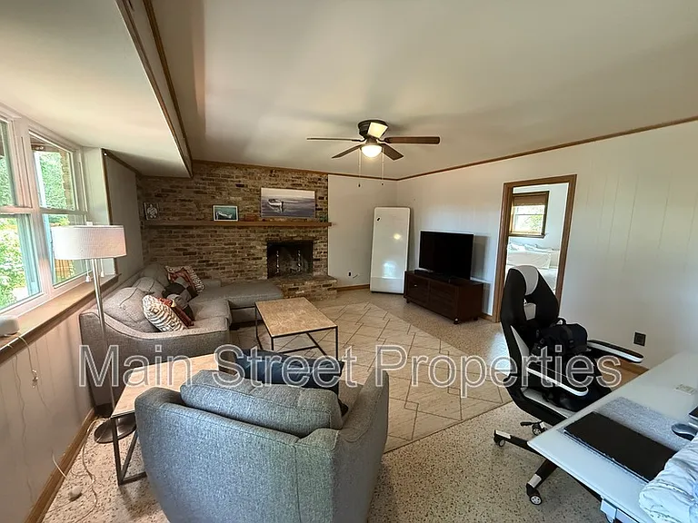 3660 Molaree Dr — Photo 35