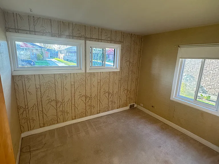 8920 Mason Ave — Photo 13