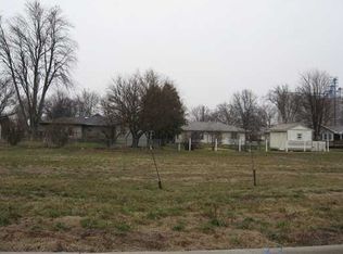 403 W Meadow Dr, Prairie City, IA 50228