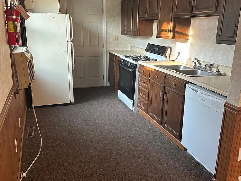 521 South St #B — Photo 7