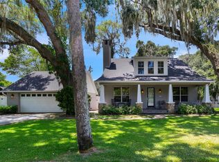 115 N Sunset Dr, Mount Dora, FL 32757