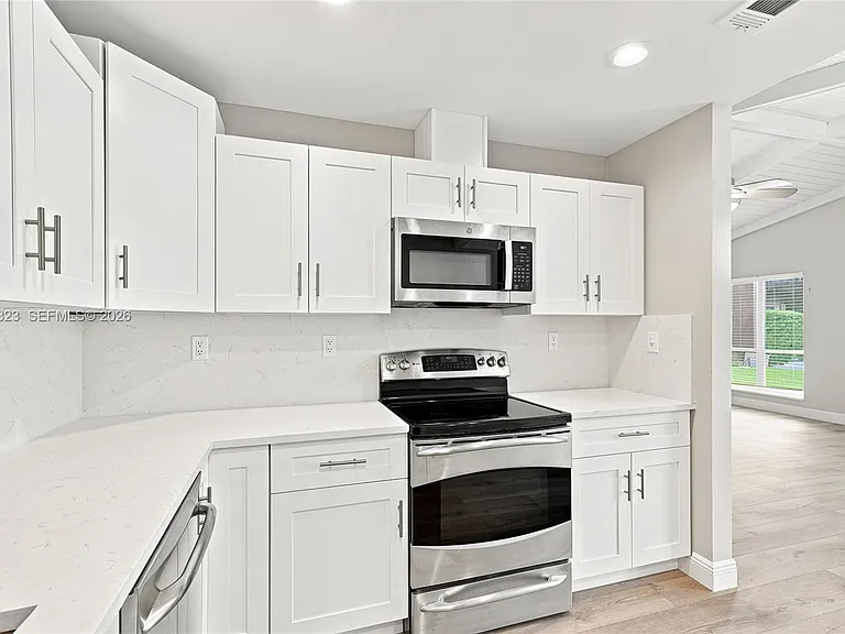 7196 SW 22nd Pl #7196 — Photo 9