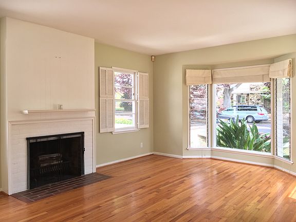4th image of 1301 Grant St