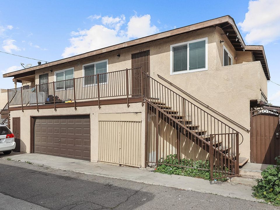 Condo located in a back unit duplex. Only shares 1 wall with no one above or below.