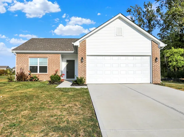 1537 N Clearwater Dr, Greenfield, IN 46140