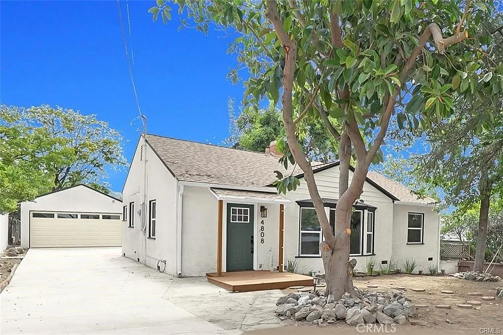 3 bed, 1167 sqft, $4,300 — Photo 1