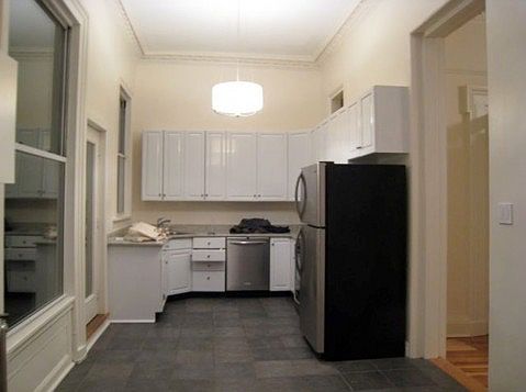 4th image of 65 Sussex St