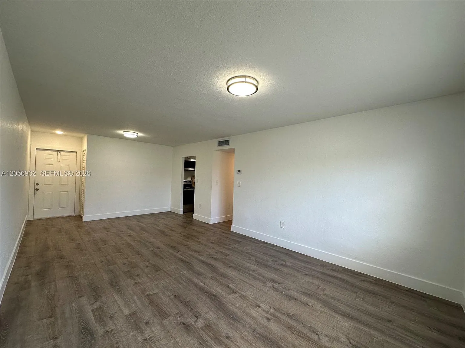 2843 Fillmore St — Photo 4