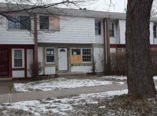 9425 Manor Ave, Cleveland, OH 44104