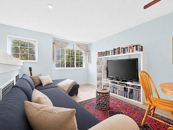 2nd image of 1561 Booth Ave #10
