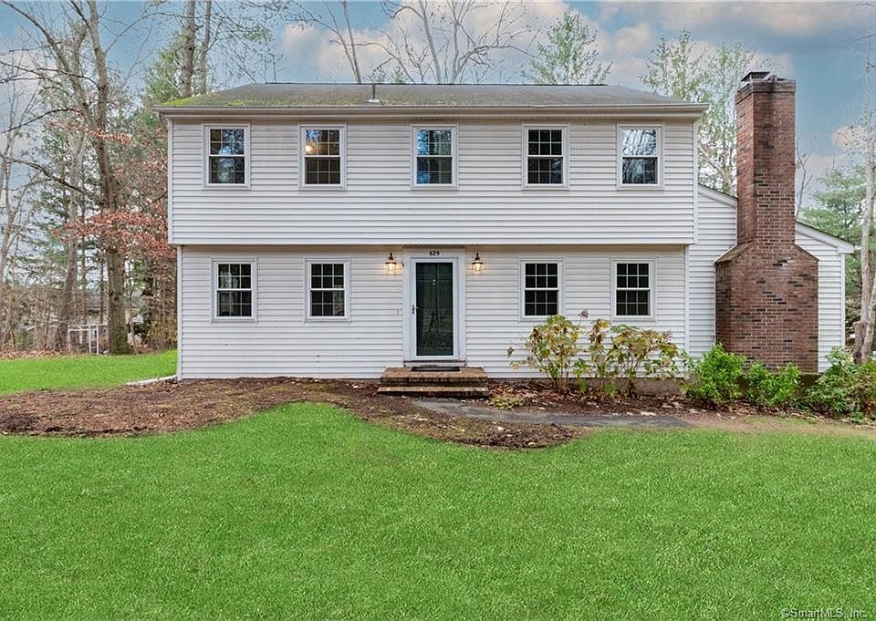 1st image of 625 Oakwood Dr
