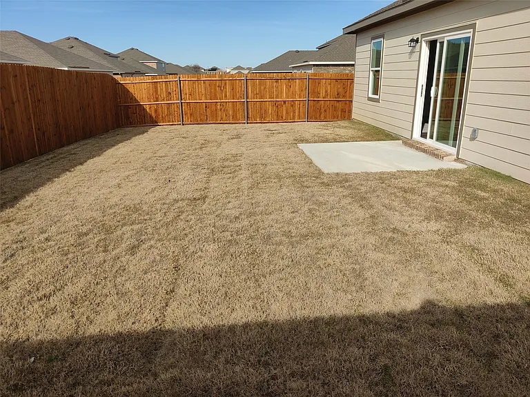 10356 Holycross Ln — Photo 29