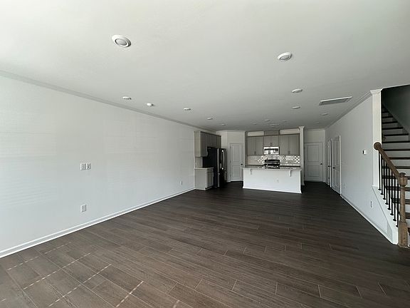 4th image of 2215 Mica Ridge Ln