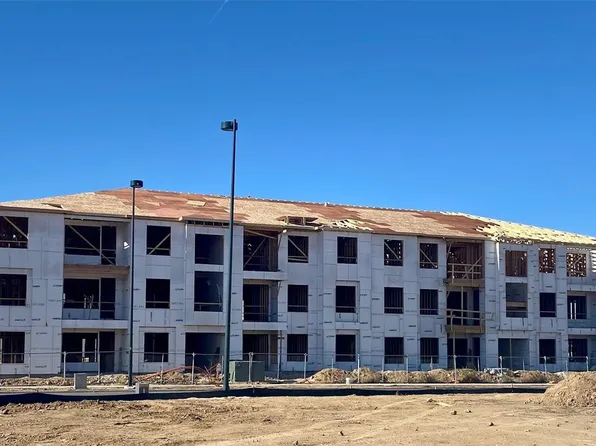 6153 N Ceylon Street Bldg 10 #104, Denver, CO 80249