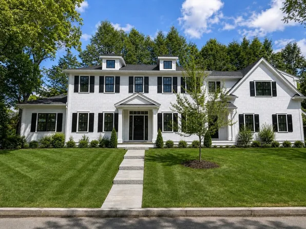 21 Beechwood Rd, Wellesley, MA 02482