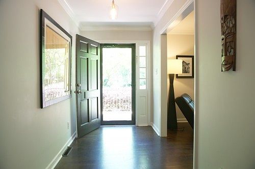 4th image of 1102 McDowell Dr