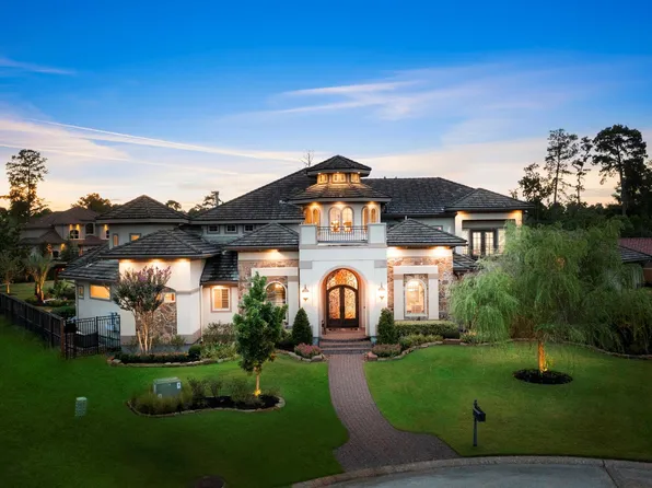 13 Pleasant Shadows Dr, Spring, TX 77389