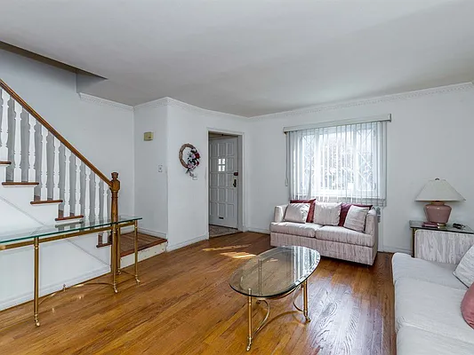 Sold by Keller Williams Realty Landmark | media 4