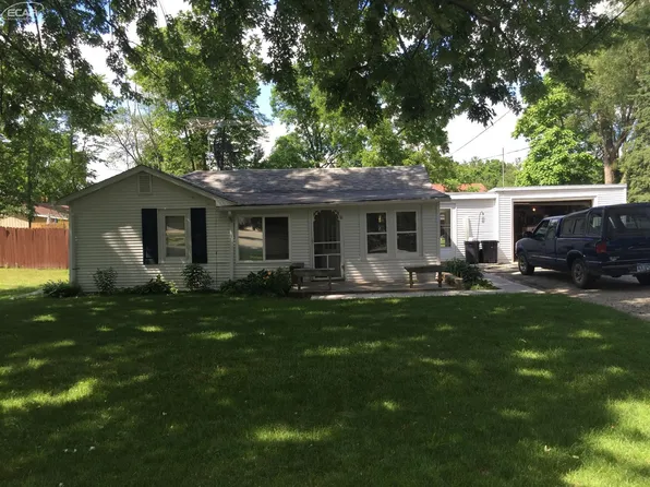 319 Park St, Clio, MI 48420