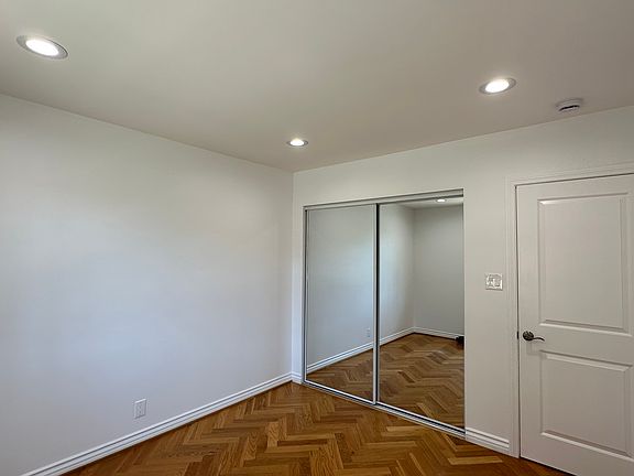 4th image of 10002 Mollyknoll Ave
