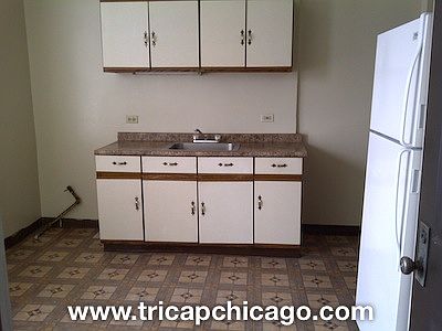 3rd image of 7425 S South Shore Dr