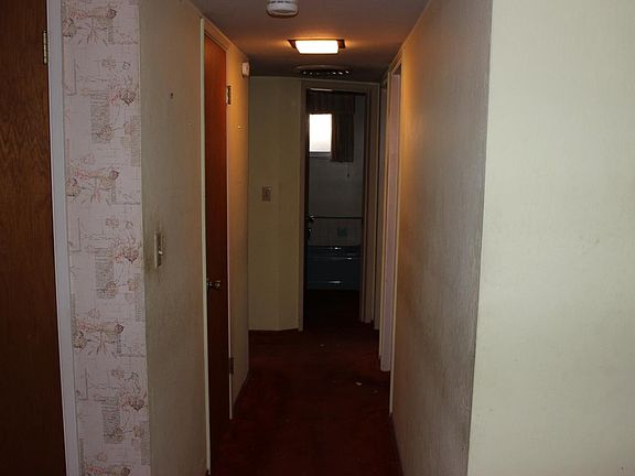 3rd image of 1250 Glenn Ave