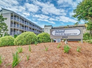 2503 W Fort Macon Rd #304A, Atlantic Beach, NC 28512