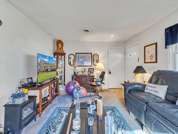 5th image of 334 Miles Rd