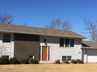 1804 Hickory St SW, Demotte, IN 46310