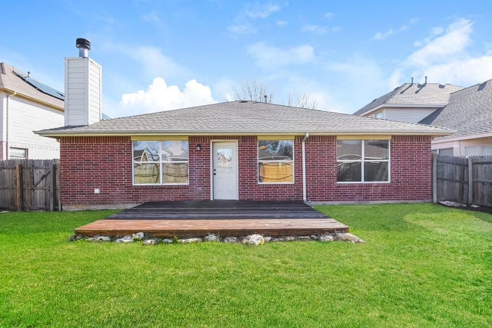 1st image of 9122 Friendswood Dr