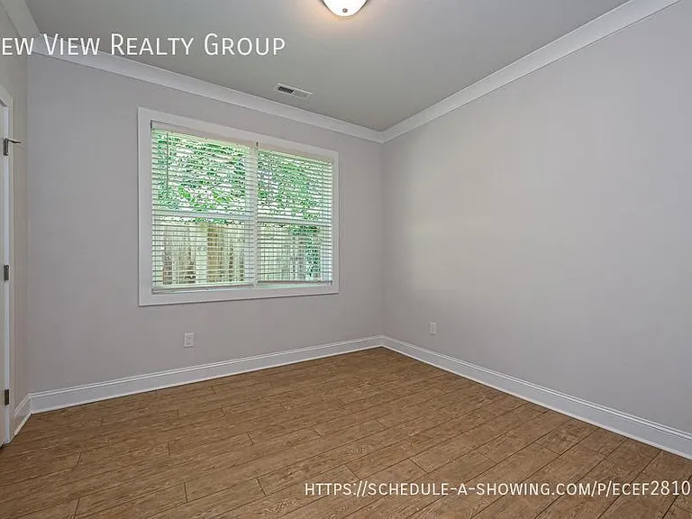 629 Colorado Ave — Photo 15