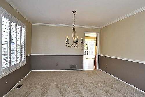5th image of 8746 Meadow Creek Dr