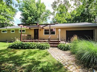 663 Woodside Dr SW, Pataskala, OH 43062