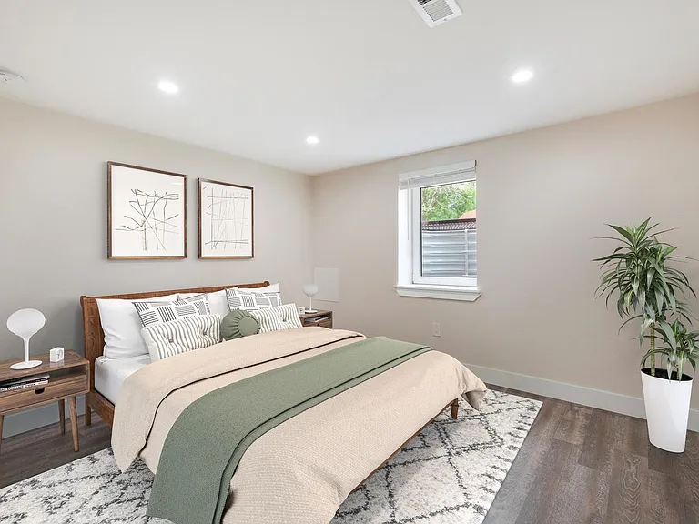 4382 Chase St — Photo 9