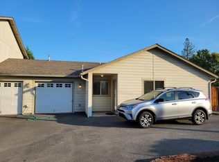 224 Henderson Ln, Grants Pass, OR