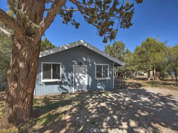 2165 3rd Ln, Big Bear City, CA 92314