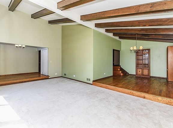5th image of 6200 W Carol Ln