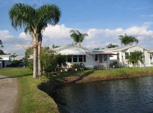 204 Fairway Blvd, Frostproof, FL 33843