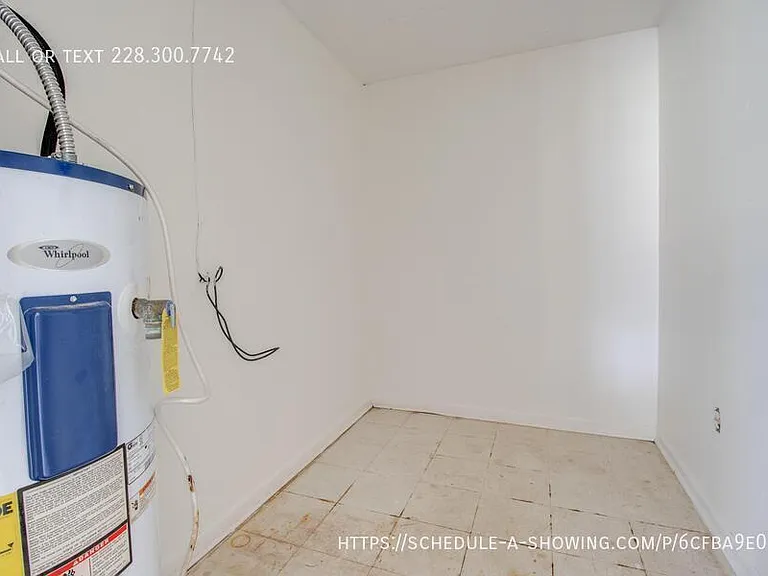 107 Deanna St — Photo 15