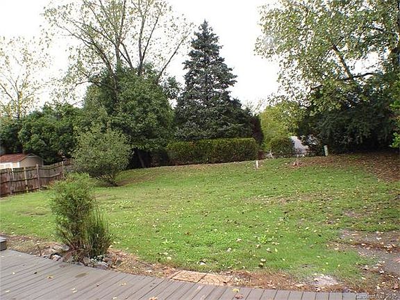 3rd image of 8312 Woodgate Ln