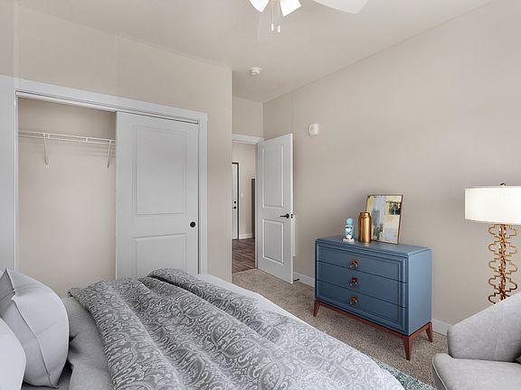 2nd image of 1156 Devils Glen Rd #64-305